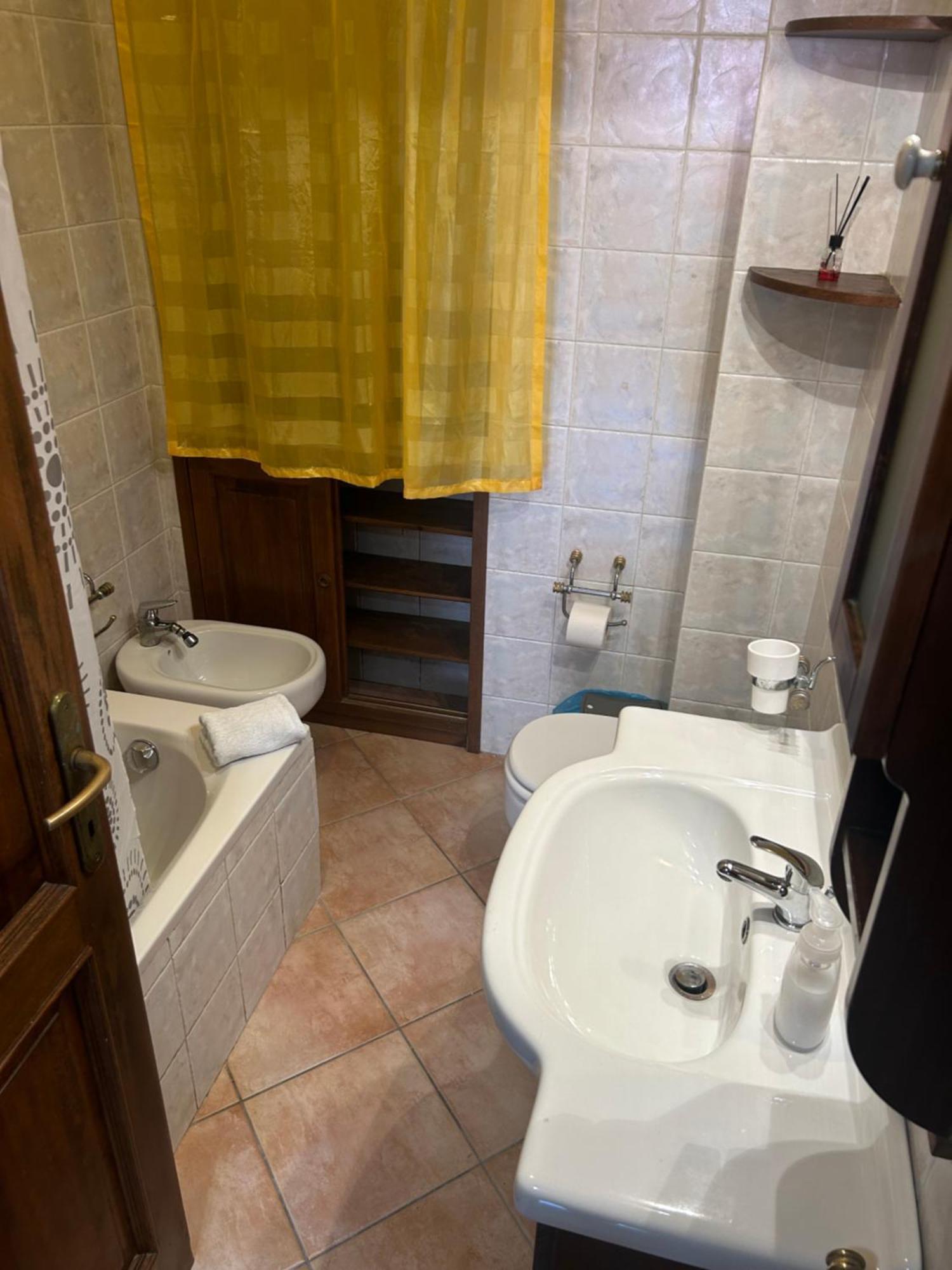 Appartamento Wonder House Airport Fiumicino Esterno foto